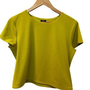 Express Body Contour by Short Sleeve Women's Top